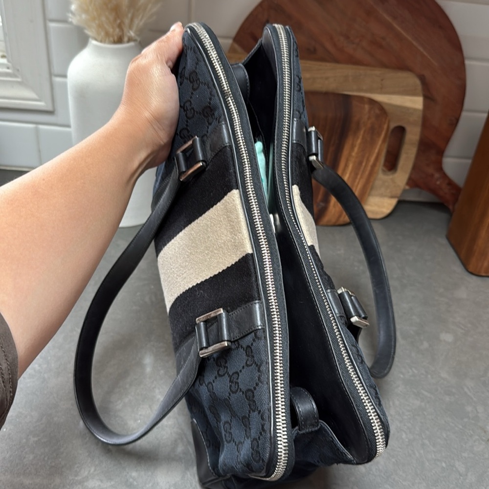 GUCCI GG Supreme Vintage Boston Bag Black/Silver Double Zip - Picture 14 of 14